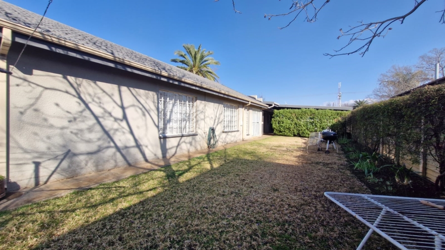 3 Bedroom Property for Sale in Potchefstroom South North West